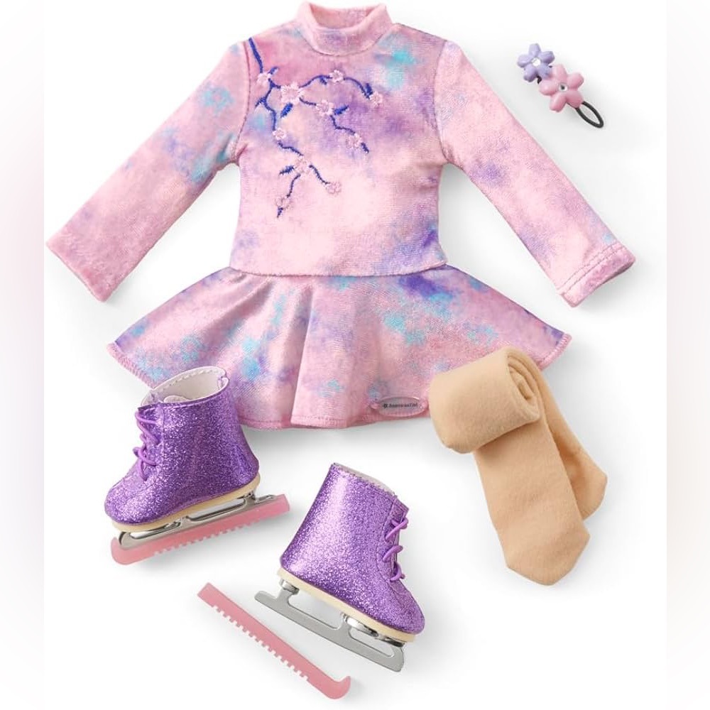 AMERICAN GIRL Gwynn Tan Ice Skating Performance Outfit-Retired Collectible Set
